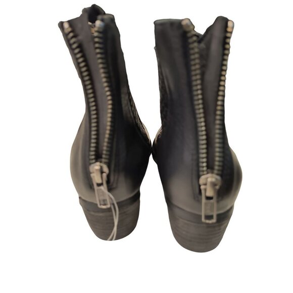 Journee Signature Women's Emerson Black Leather Booties Size 7 NWOT‎ - Picture 12 of 13